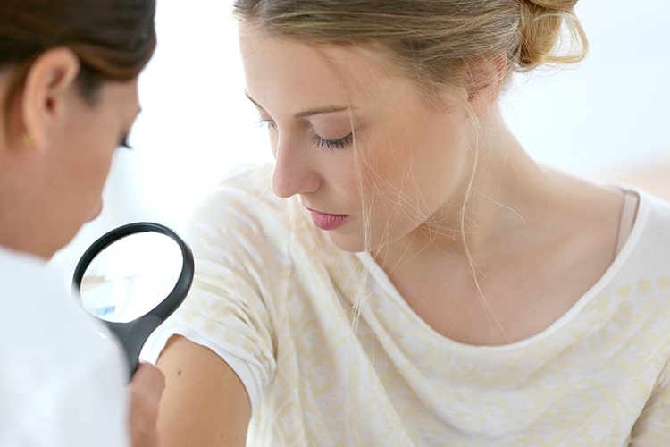 Acupuntura para Dermatología en Clínica Fuensalud