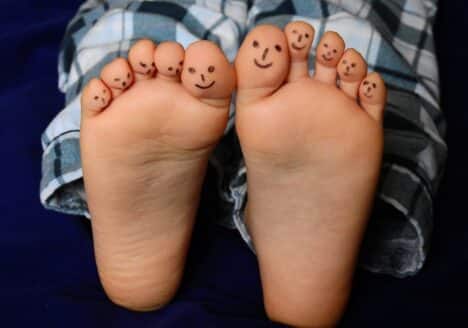 Plantillas pies. ¿Mi hij@las necesita? por Clínica Fuensalud