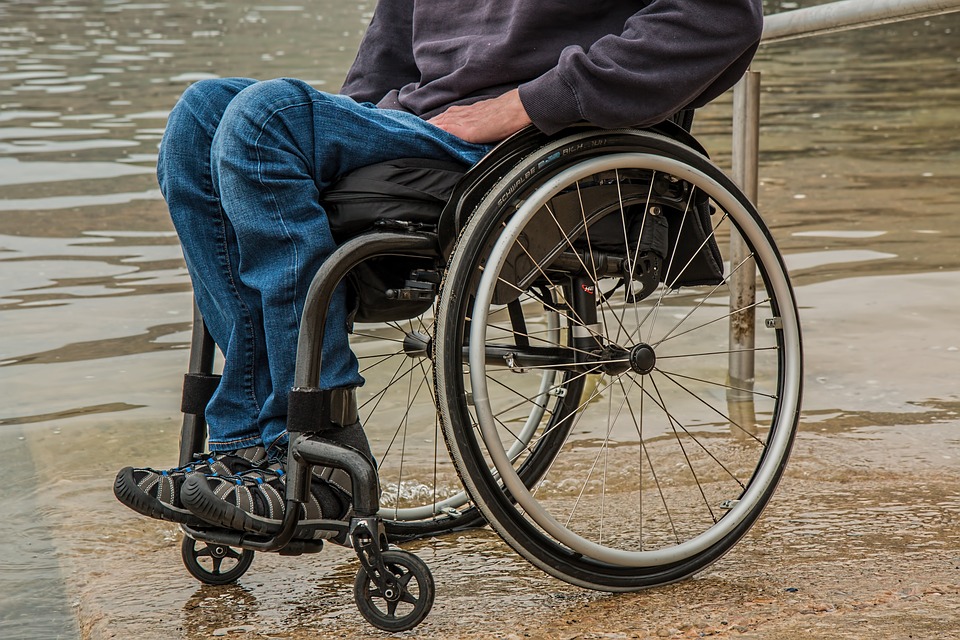 silla de ruedas ELA (Esclerosis Lateral Amiotrófica)