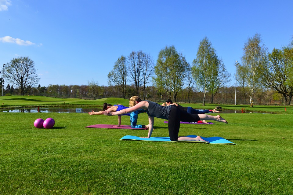 pilates en la naturaleza