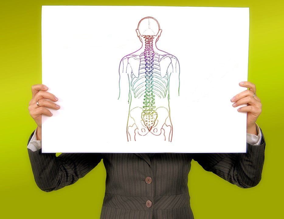 Higiene postural para evitar el dolor de espalda - Clínica Fuensalud