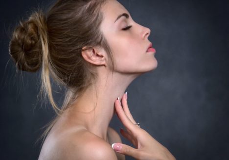 Hipertiroidismo tratamiento con Acupuntura por Clínica Fuensalud