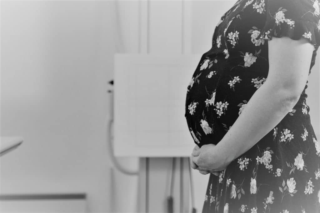 Hiperlordosis durante el embarazo de Clínica Fuensalud