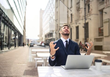Frustración tratada por un psicólogo por Clínica Fuensalud